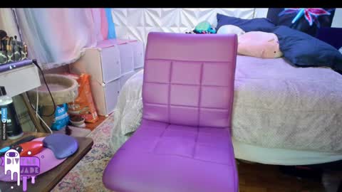 Jade Divyne online show from 12/21/24, 10:51