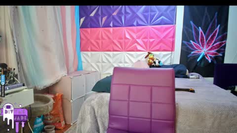 Jade Divyne online show from 12/24/24, 07:49