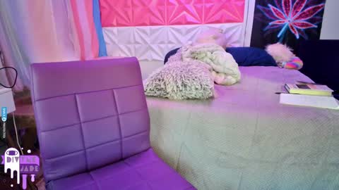 Jade Divyne online show from 02/25/25, 12:36