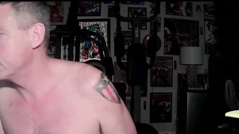 dix_handley_50 online show from 09/28/25, 04:29