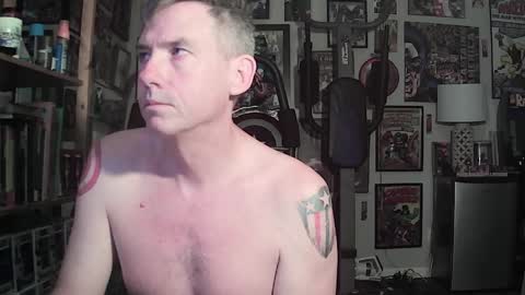 Snapshot of dix_handley_50 chatting on 04/19/26, 12:37 dix_handley_50 online show from 04/19/26, 12:37