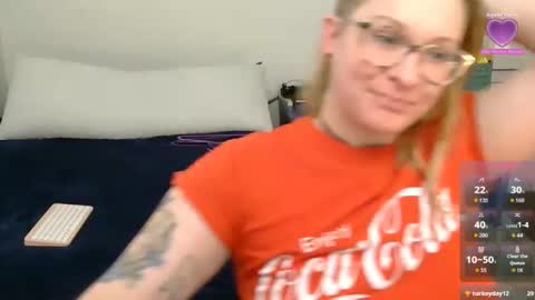 Snapshot of dixie_comanche chatting on 01/15/26, 02:16 dixie_comanche online show from 01/15/26, 02:16