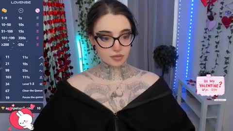 dixipixi_ online show from 02/14/26, 05:59