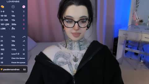 dixipixi_ online show from 04/25/26, 05:54