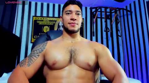 Snapshot of dixon_ray_ chatting on 03/10/25, 03:56 Dixon online show from 03/10/25, 03:56
