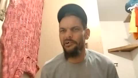 Snapshot of dixonbird41 chatting on 03/03/25, 02:04 dixonbird41 online show from 03/03/25, 02:04