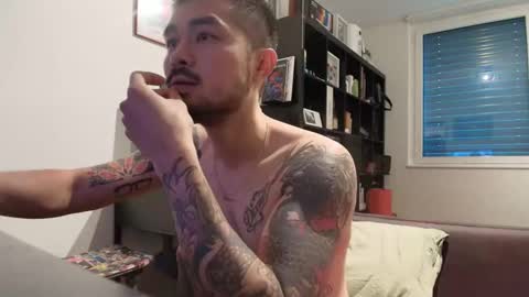 Snapshot of dixonhuang chatting on 09/28/25, 08:52 D online show from 09/28/25, 08:52