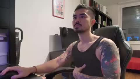 Snapshot of dixonhuang chatting on 10/01/25, 06:03 D online show from 10/01/25, 06:03