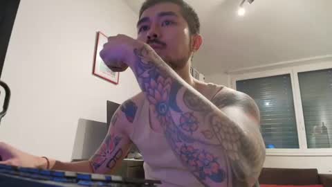 Snapshot of dixonhuang chatting on 10/08/25, 09:40 D online show from 10/08/25, 09:40