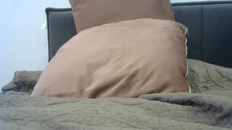 Snapshot of dixsonnnnn chatting on 12/14/24, 10:02 dixsonnnnn online show from 12/14/24, 10:02