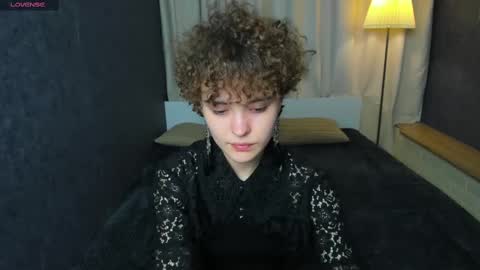 Snapshot of dizer_clop chatting on 02/19/25, 03:38 Dizer online show from 02/19/25, 03:38