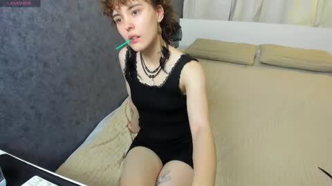 Snapshot of dizer_clop chatting on 02/24/25, 06:47 Dizer online show from 02/24/25, 06:47