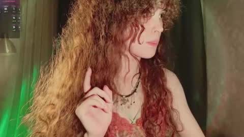 Snapshot of dizer_clop chatting on 12/13/25, 09:53 Dizer online show from 12/13/25, 09:53