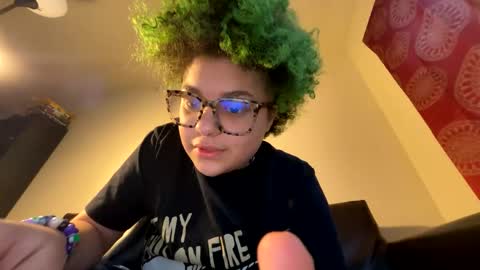 dizzinsweatyy online show from 02/11/25, 02:46