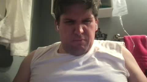 Snapshot of dj_stud chatting on 07/09/26, 05:22 dj_stud online show from 07/09/26, 05:22