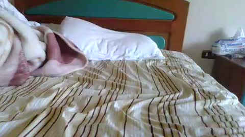 Snapshot of djac1987 chatting on 10/11/25, 11:42 djac1987 online show from 10/11/25, 11:42