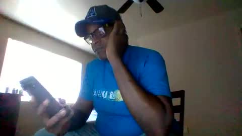 djbignuttsbrownass24 online show from 01/05/25, 07:28