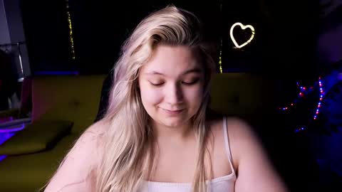 Jenia online show from 12/04/24, 05:05