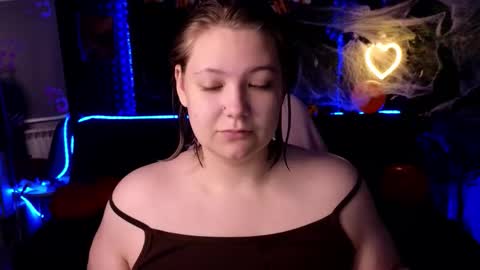 Jenia online show from 10/27/25, 02:04