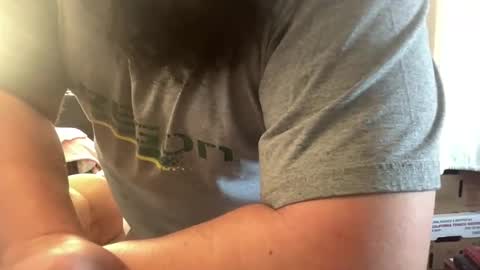 Snapshot of djfreeque chatting on 03/08/25, 06:26 djfreeque online show from 03/08/25, 06:26