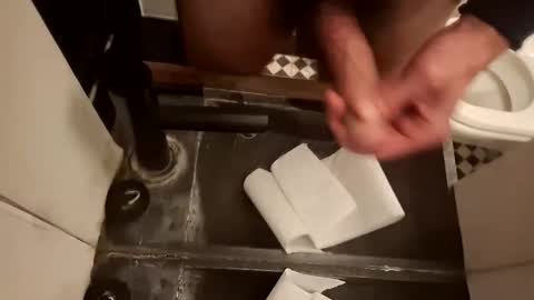 Snapshot of djkodro chatting on 01/15/26, 10:46 djkodro online show from 01/15/26, 10:46