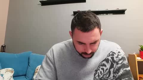 Snapshot of djmute chatting on 12/11/24, 06:09 STR8 BOYv online show from 12/11/24, 06:09