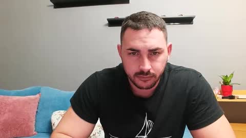 Snapshot of djmute chatting on 12/20/24, 05:51 STR8 BOYv online show from 12/20/24, 05:51