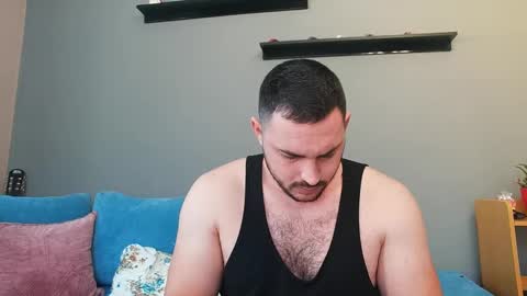 Snapshot of djmute chatting on 01/04/25, 11:33 STR8 BOYv online show from 01/04/25, 11:33