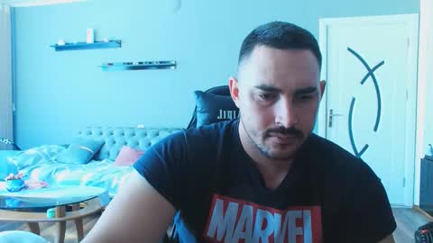 Snapshot of djmute chatting on 10/10/25, 09:52 STR8 BOYv online show from 10/10/25, 09:52