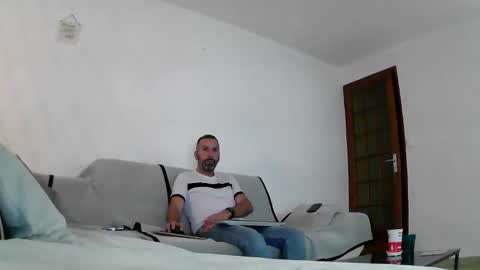 Snapshot of djo3322 chatting on 12/02/24, 10:01 Djo online show from 12/02/24, 10:01