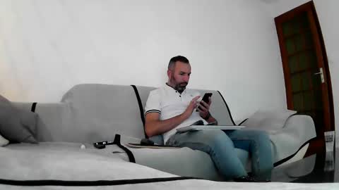 Snapshot of djo3322 chatting on 12/06/24, 10:19 Djo online show from 12/06/24, 10:19