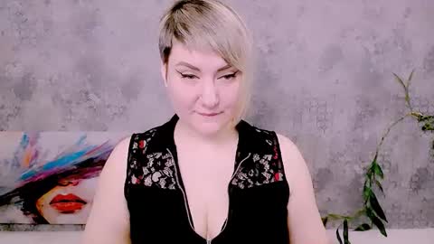 Snapshot of djullia chatting on 01/15/26, 07:02 djullia online show from 01/15/26, 07:02