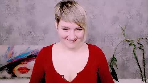 Snapshot of djullia chatting on 02/07/26, 07:56 djullia online show from 02/07/26, 07:56