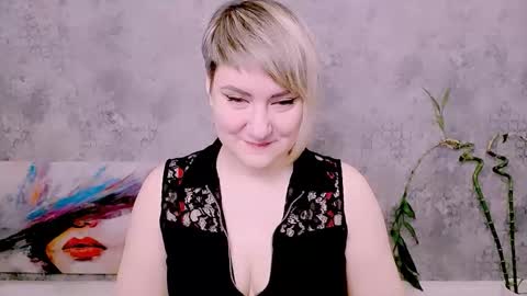 Snapshot of djullia chatting on 02/08/26, 06:17 djullia online show from 02/08/26, 06:17