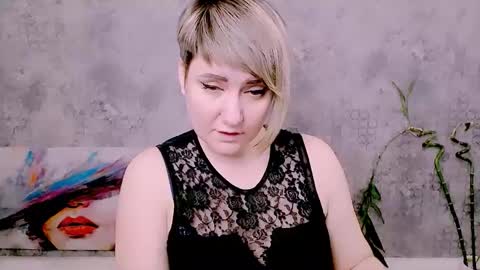 Snapshot of djullia chatting on 02/15/26, 07:51 djullia online show from 02/15/26, 07:51