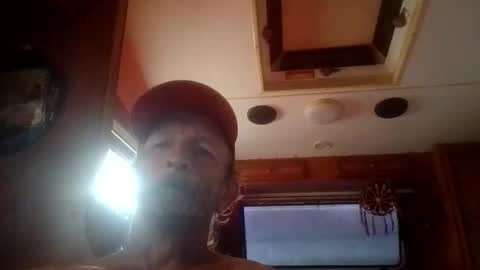 Snapshot of dl75doy chatting on 10/08/25, 05:38 dl75doy online show from 10/08/25, 05:38