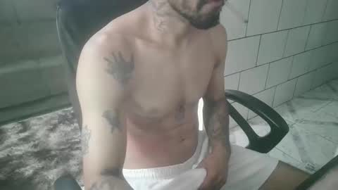 Snapshot of dmacedo96 chatting on 12/04/24, 12:36 AmigodotadoZL online show from 12/04/24, 12:36