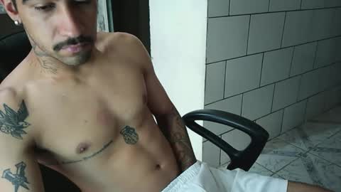 Snapshot of dmacedo96 chatting on 12/10/24, 11:11 AmigodotadoZL online show from 12/10/24, 11:11