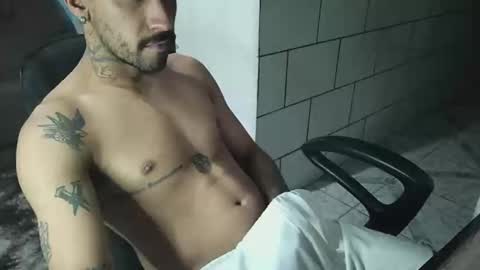 Snapshot of dmacedo96 chatting on 01/11/25, 01:48 AmigodotadoZL online show from 01/11/25, 01:48