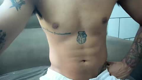 Snapshot of dmacedo96 chatting on 03/03/25, 04:35 AmigodotadoZL online show from 03/03/25, 04:35