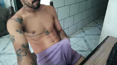 Snapshot of dmacedo96 chatting on 03/10/25, 05:18 AmigodotadoZL online show from 03/10/25, 05:18