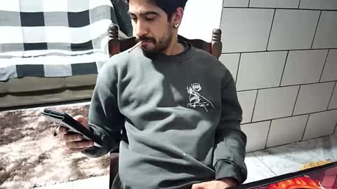 Snapshot of dmacedo96 chatting on 09/18/25, 04:36 AmigodotadoZL online show from 09/18/25, 04:36