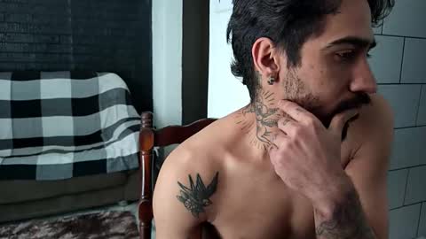 Snapshot of dmacedo96 chatting on 09/18/25, 04:42 AmigodotadoZL online show from 09/18/25, 04:42