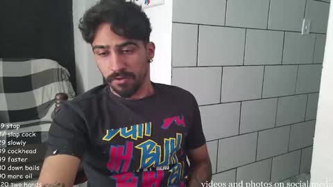 Snapshot of dmacedo96 chatting on 10/07/25, 03:42 AmigodotadoZL online show from 10/07/25, 03:42