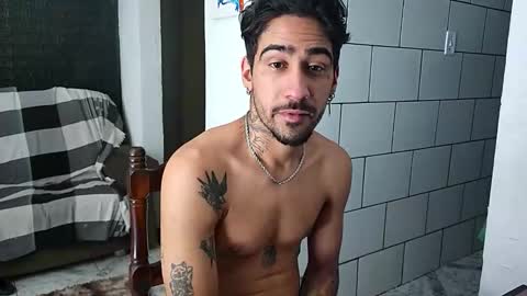 Snapshot of dmacedo96 chatting on 11/12/25, 03:12 AmigodotadoZL online show from 11/12/25, 03:12