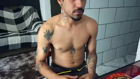 Snapshot of dmacedo96 chatting on 12/02/25, 03:29 AmigodotadoZL online show from 12/02/25, 03:29