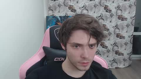 Snapshot of dmitryromanov chatting on 02/22/25, 01:00 Dead A online show from 02/22/25, 01:00