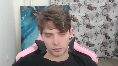 Snapshot of dmitryromanov chatting on 12/18/25, 07:42 Dead A online show from 12/18/25, 07:42