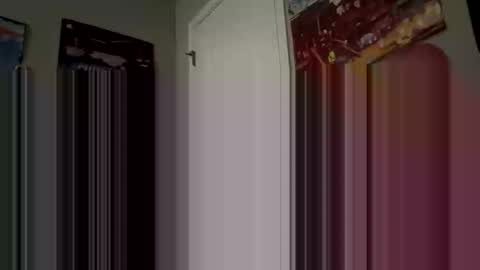 Snapshot of dnice69968127 chatting on 10/29/25, 05:04 dnice69968127 online show from 10/29/25, 05:04