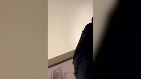 Snapshot of dnut4341 chatting on 04/07/26, 01:06 dnut4341 online show from 04/07/26, 01:06